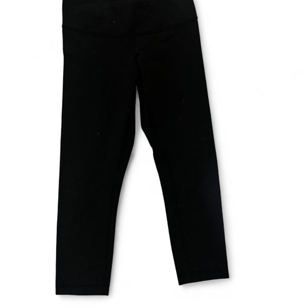 Black Lululemon Cropped High Rise Leggings Size 2